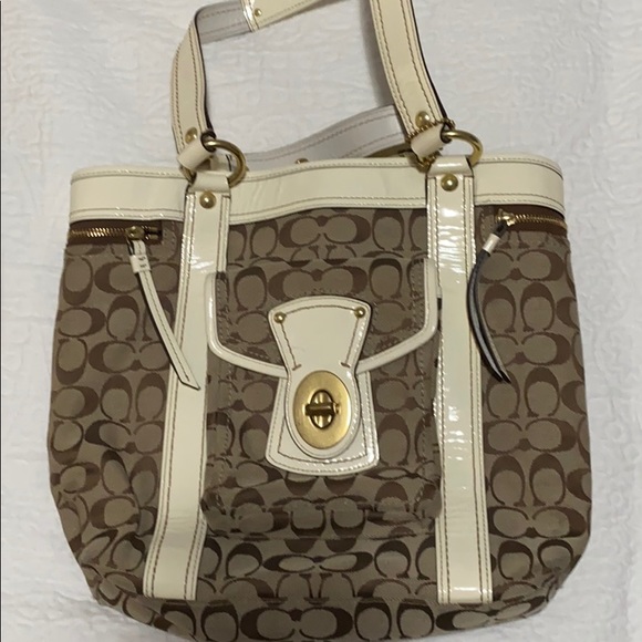 Coach Purse - Picture 1 of 4